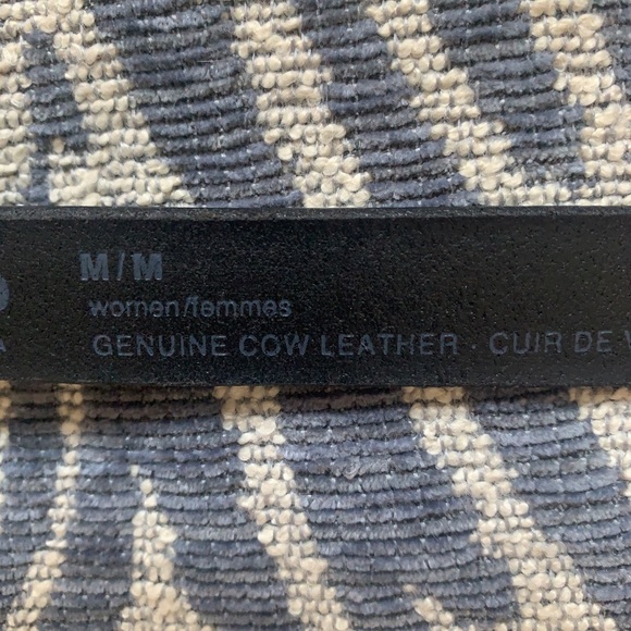 Cute Leather Bow Belt - Picture 3 of 5